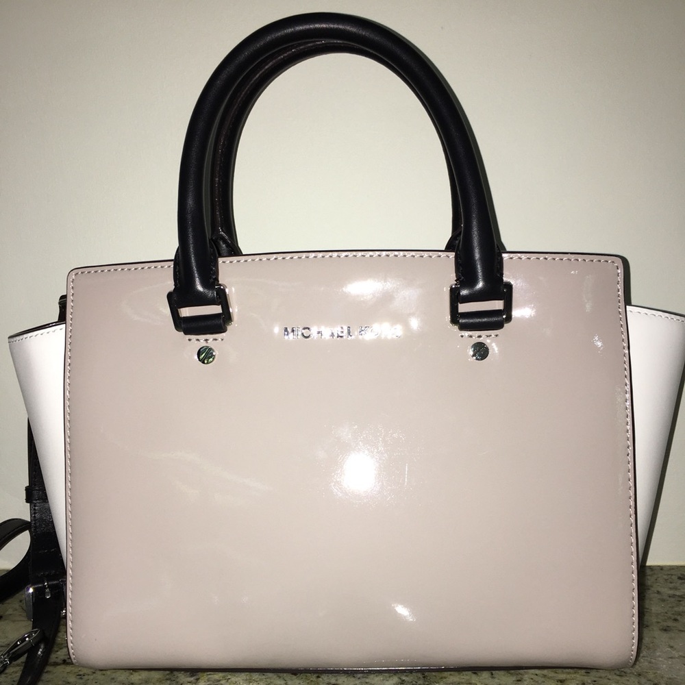 ⭐️⭐️2X HOST PICK ⭐️⭐️ NWT 💯% Authentic Michael Kors Patent Selma Satchel